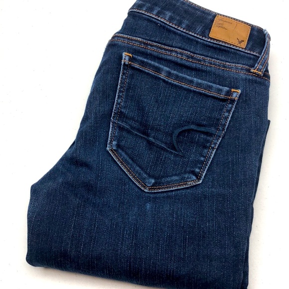 AMERICAN EAGLE VINTAGE SKINNY JEANS 6/26x33” EUC 🦋
